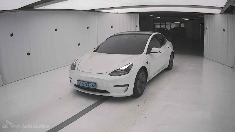 Tesla Model 3 EV AWD Long Range