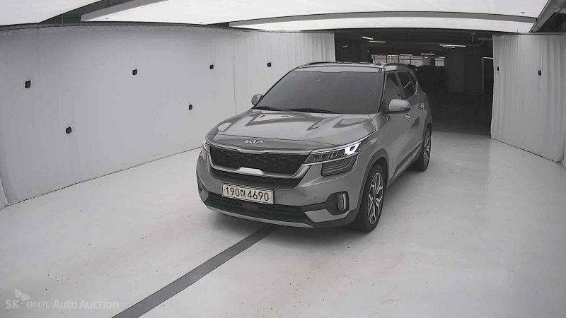 Kia Seltos 1.6 Gasoline 2WD Signature