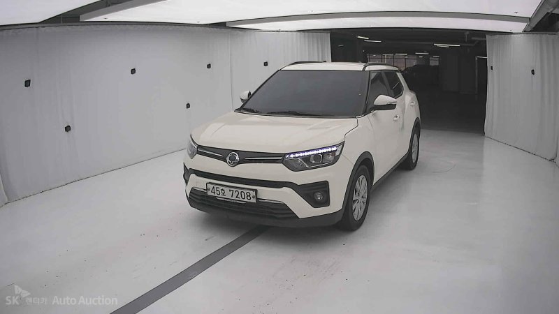 KG Mobility (SsangYong) Very New Tivoli 1.5 Gasoline 2WD V3
